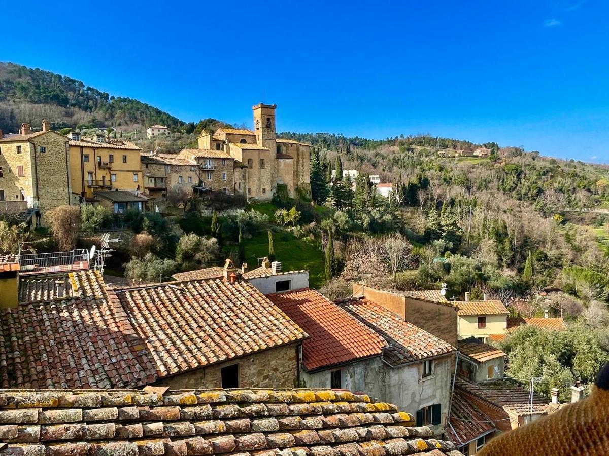 Le Vecchie Cantine Hotel Chianni Luaran gambar